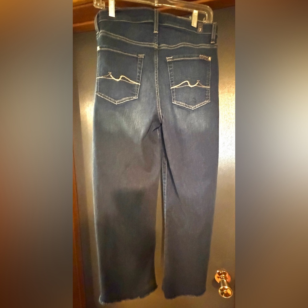 7 For All Mankind Cropped Alexa Wide-Leg Dark Indigo Jeans - Picture 3 of 6